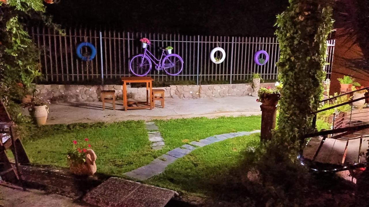 Il Laghetto Bed & Breakfast *